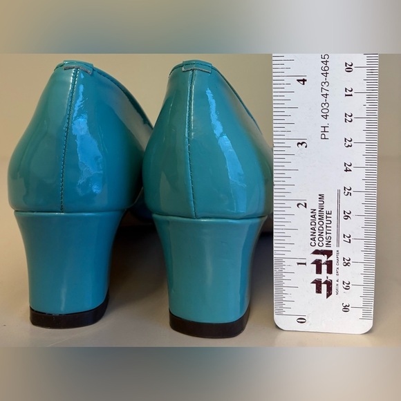 Mari Mari Teal patent leather Mary Janes Low-Heeled Pumps Glossy Finish size 7 - Picture 5 of 7